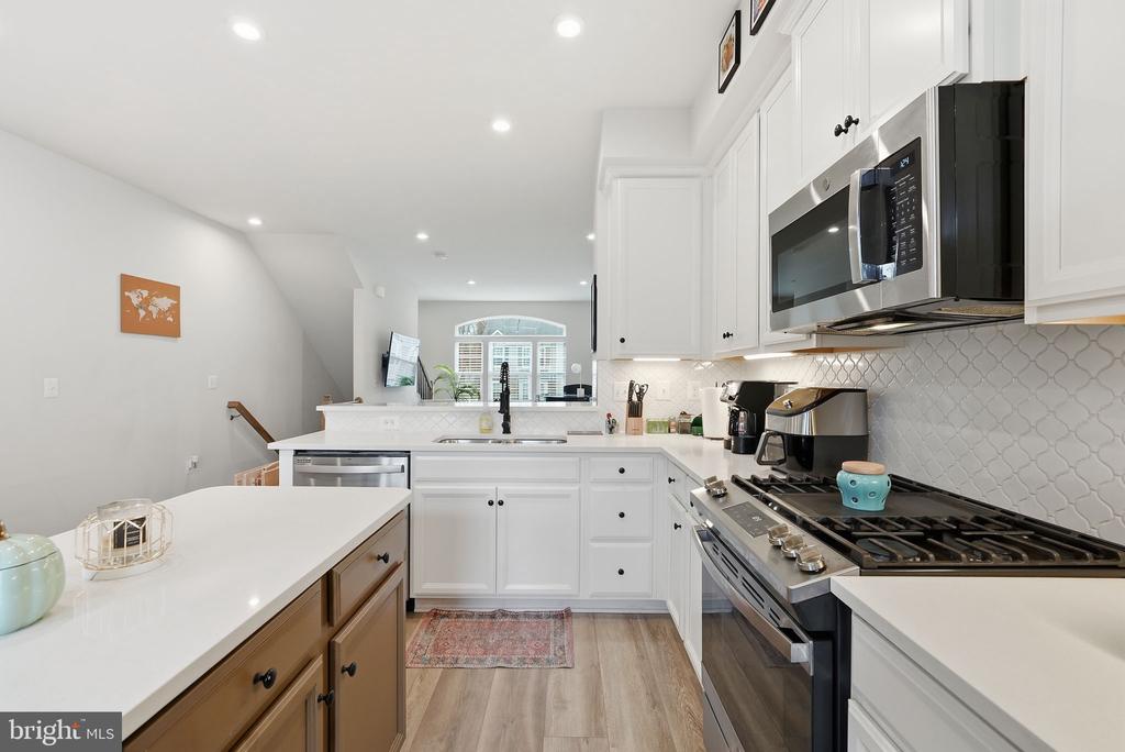 18363 REAPER HILL COURT