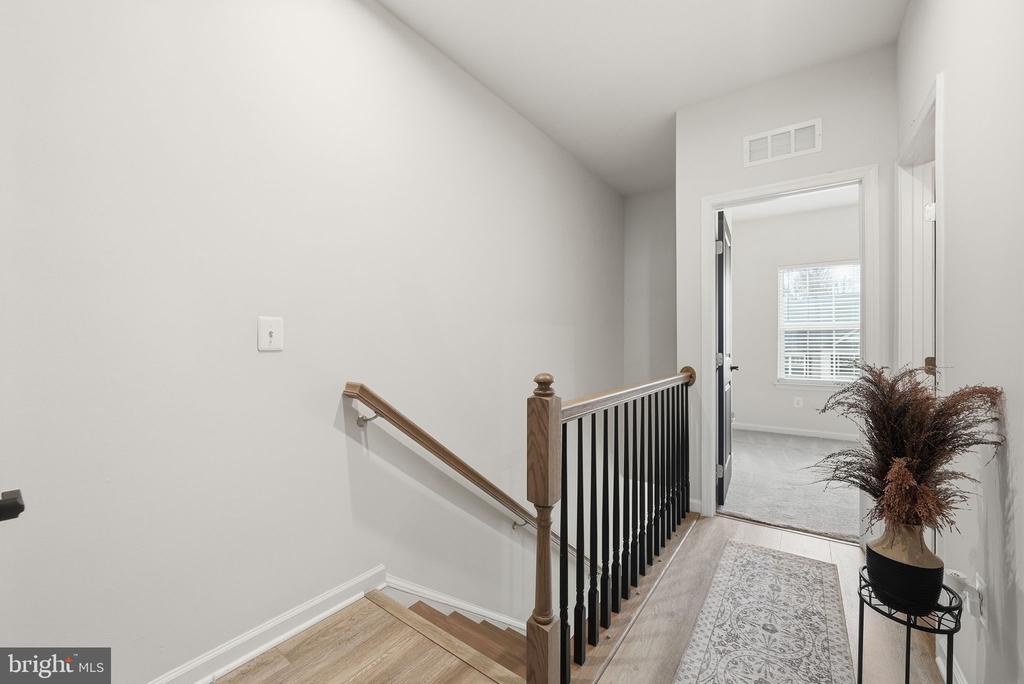 18363 REAPER HILL COURT