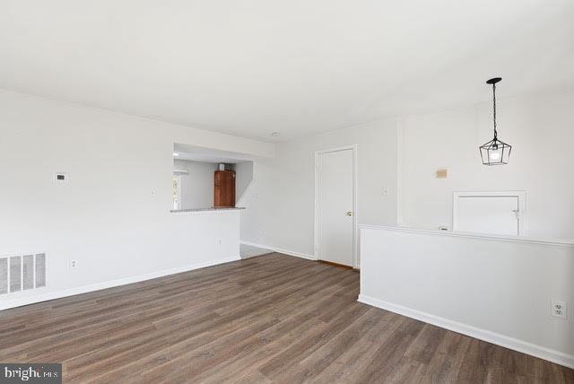 3031 ANTRIM CIRCLE