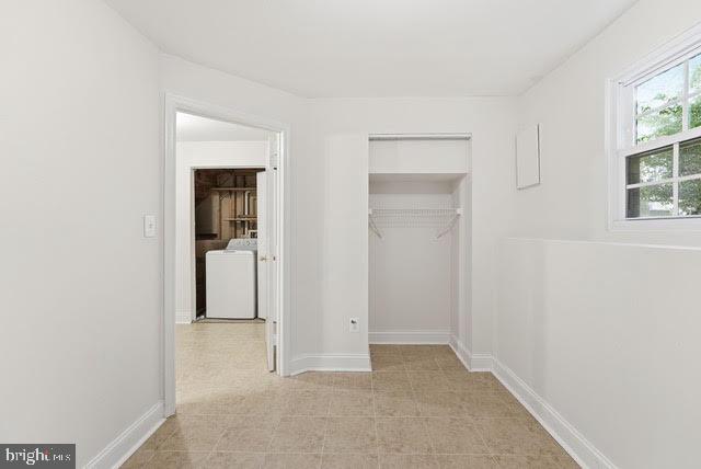 3031 ANTRIM CIRCLE