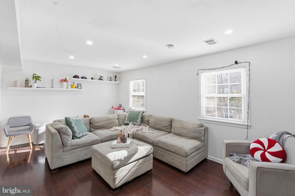 12565 PLYMOUTH COURT
