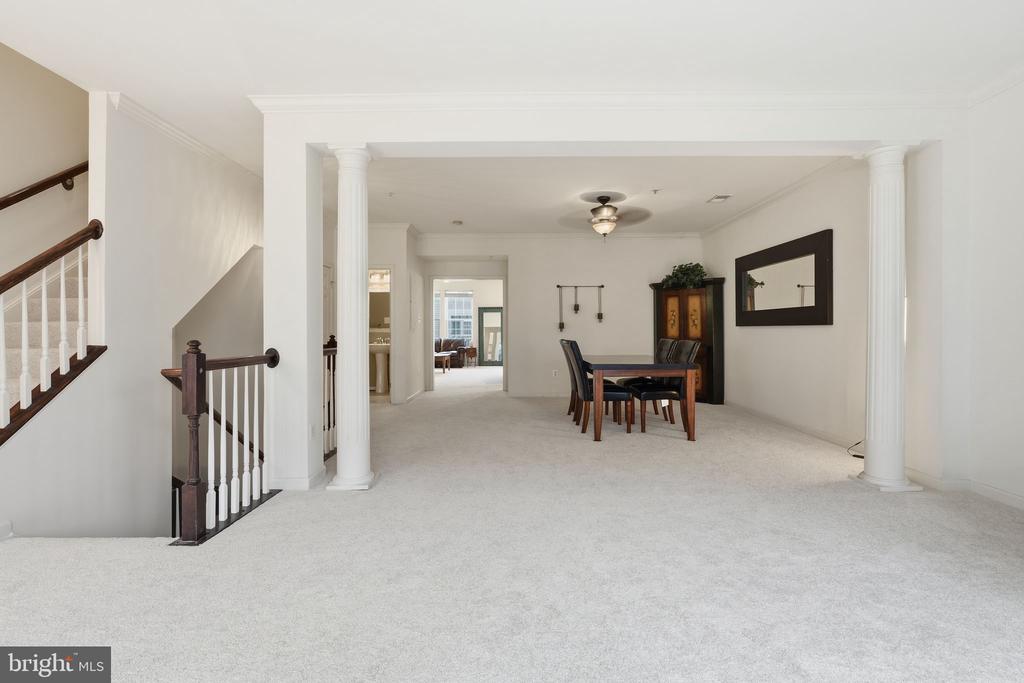 2551 EASTBOURNE DRIVE
