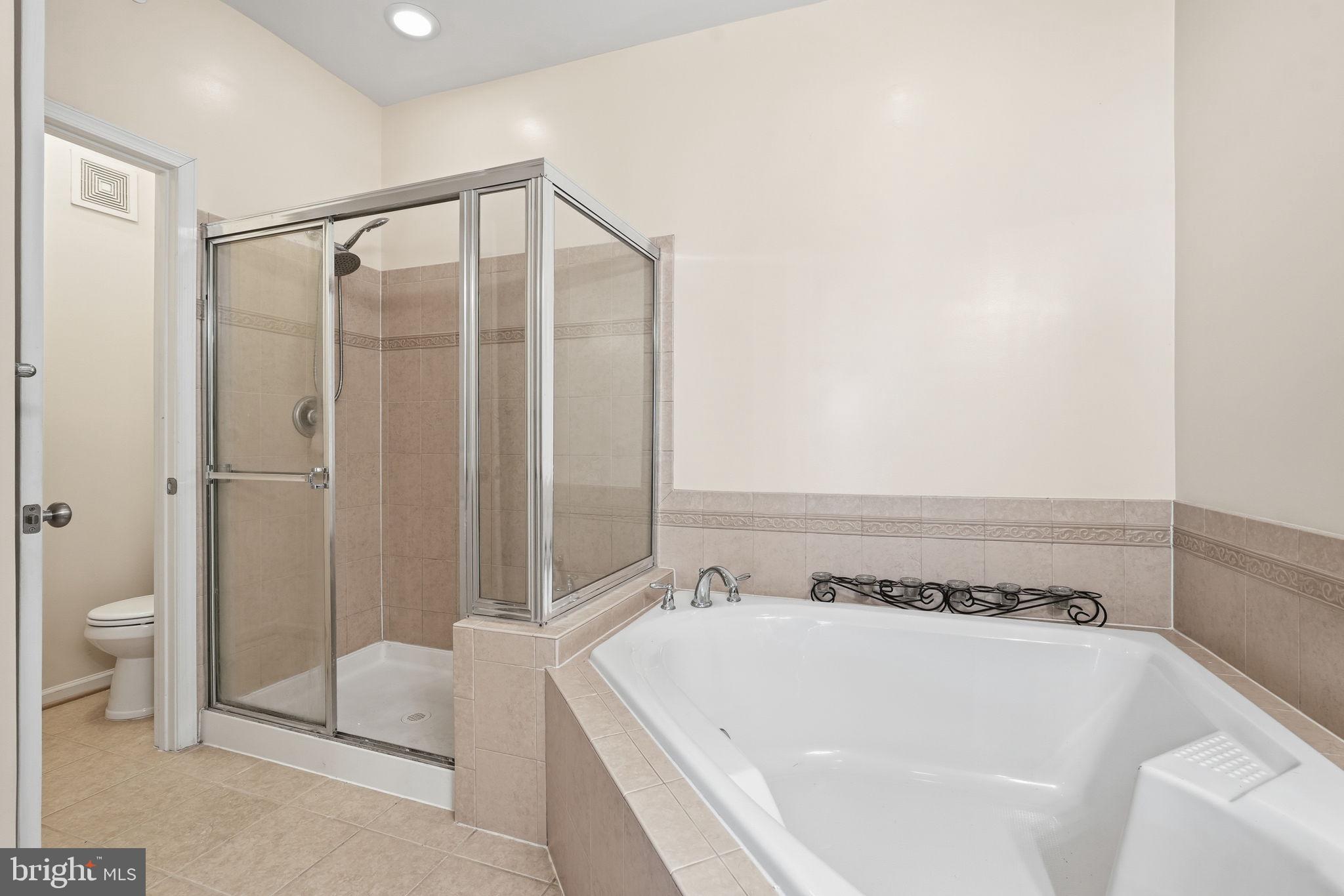 2551 EASTBOURNE DRIVE