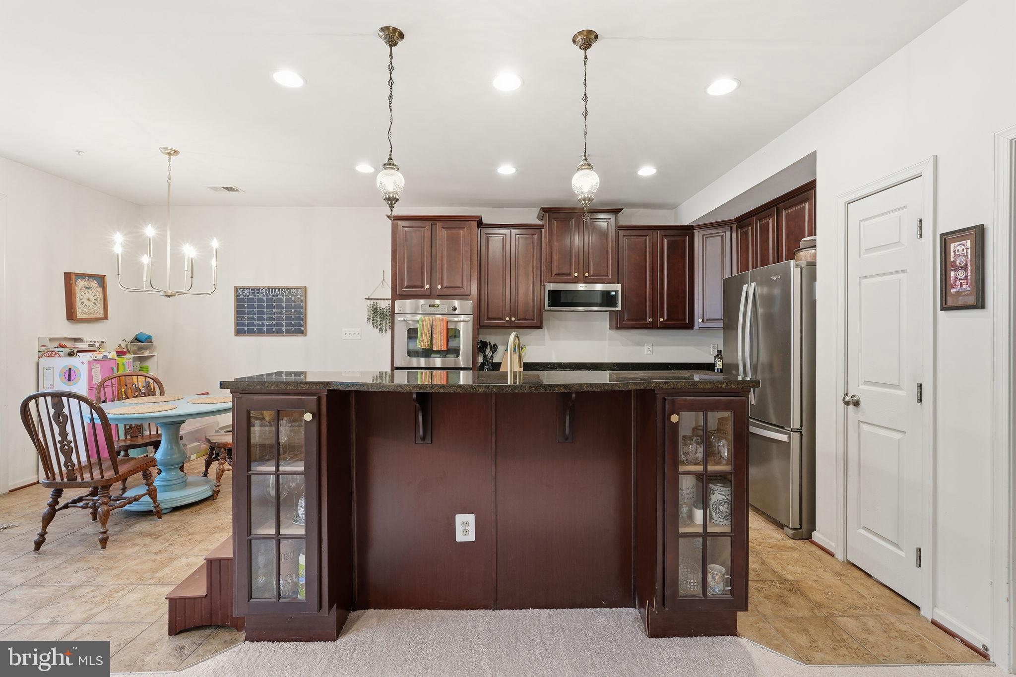 2551 EASTBOURNE DRIVE
