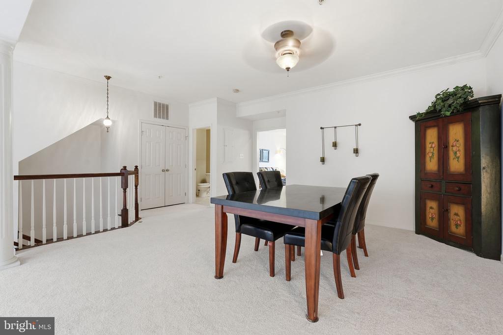 2551 EASTBOURNE DRIVE