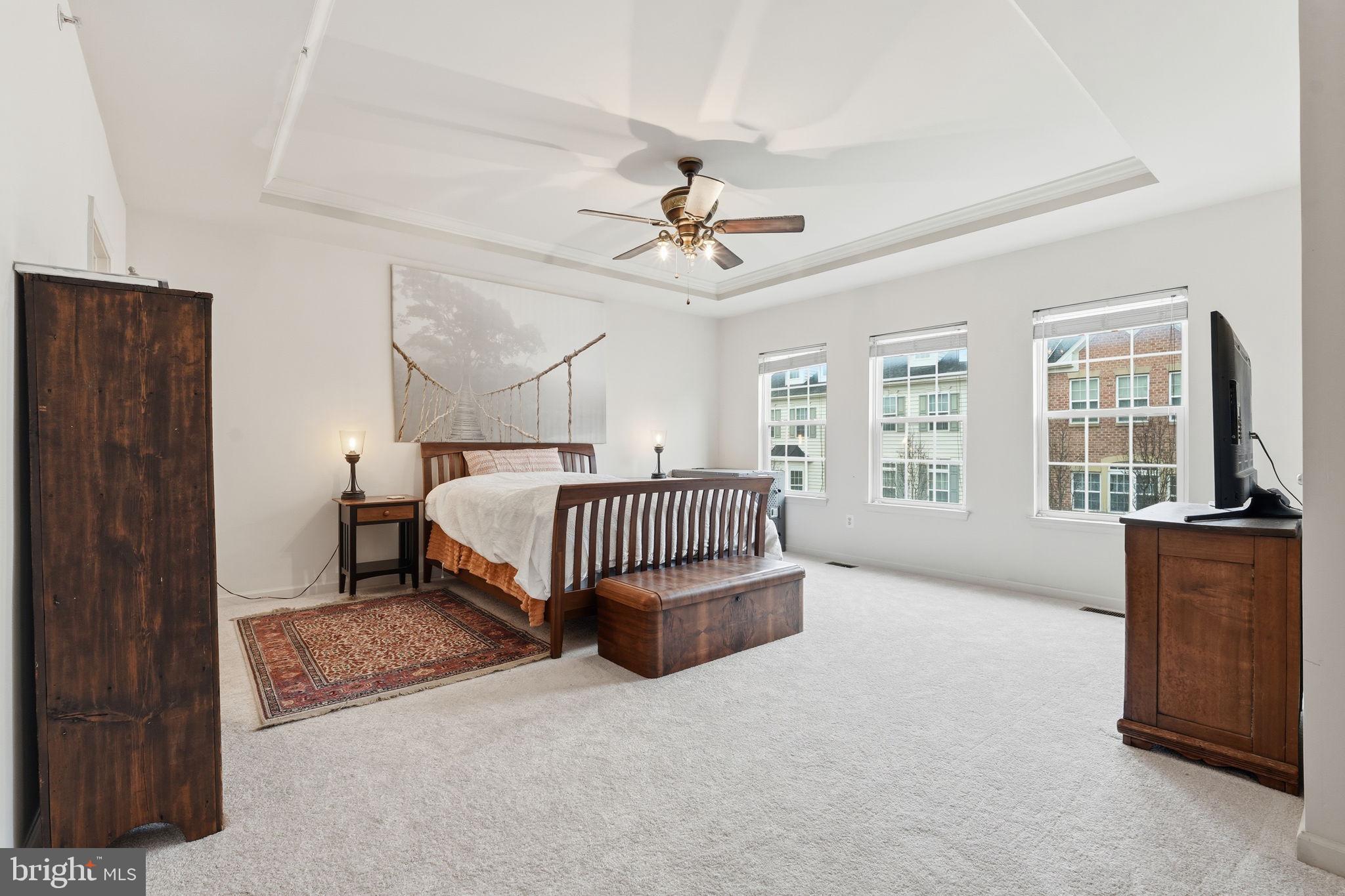 2551 EASTBOURNE DRIVE