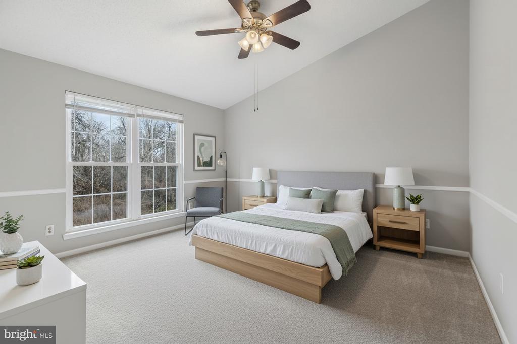 2796 MAPLE RIDGE DRIVE