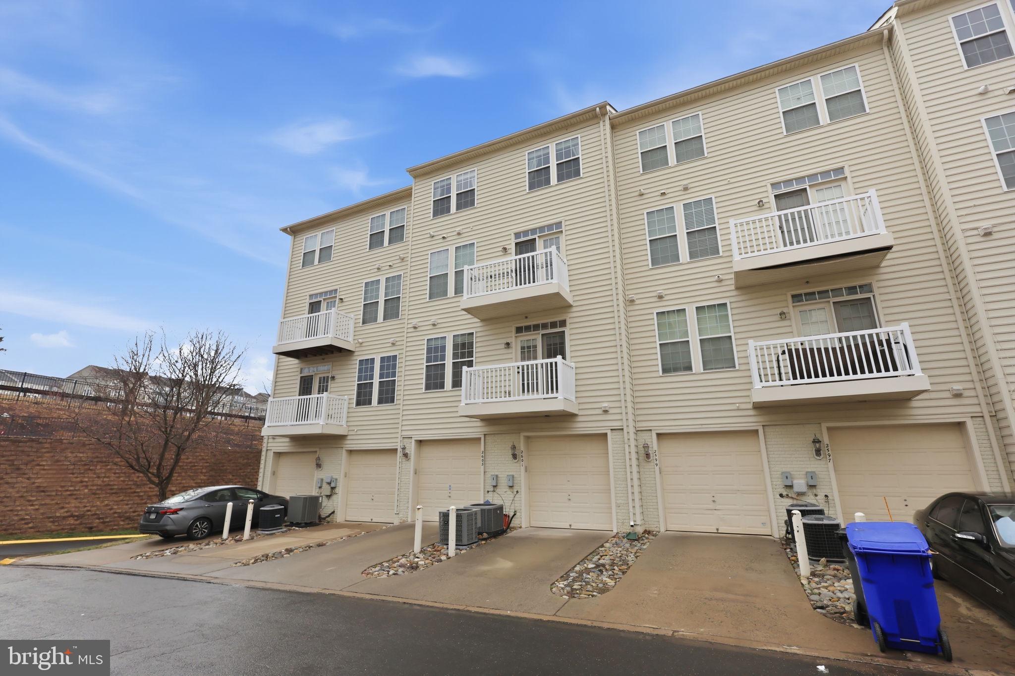 2601 EASTBOURNE DRIVE