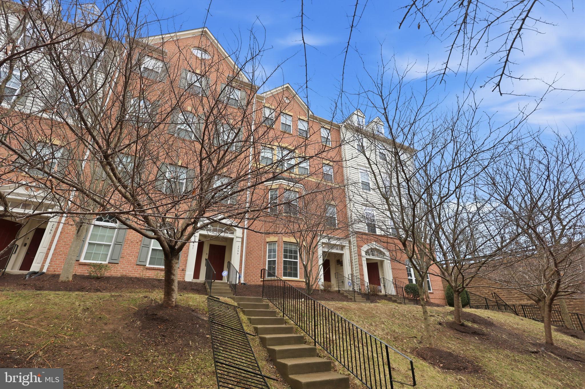 2601 EASTBOURNE DRIVE