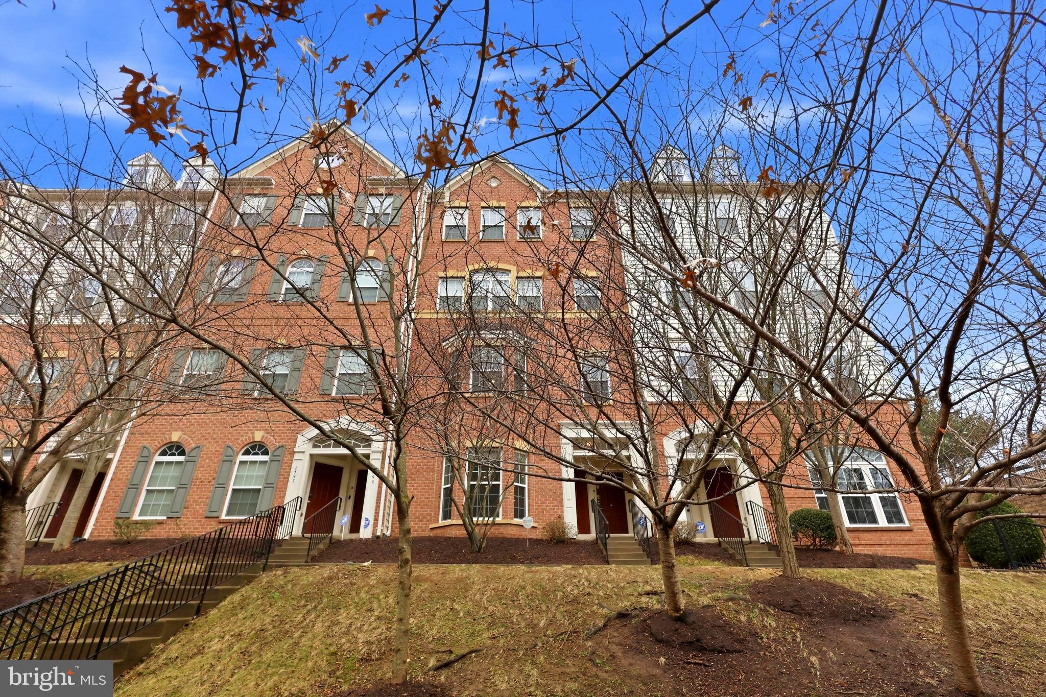 2601 EASTBOURNE DRIVE