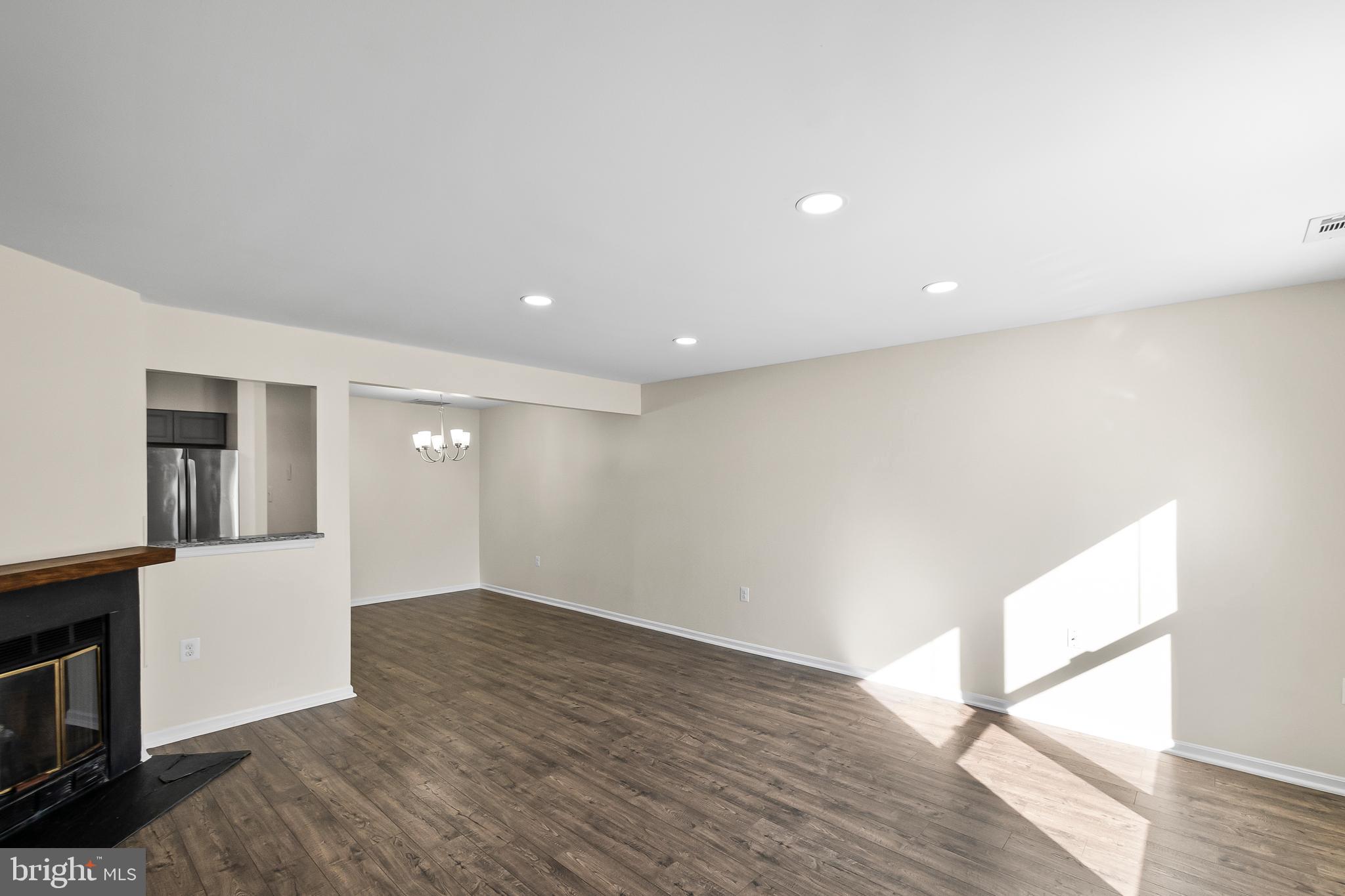 7614 JORDON HOLLOW COURT