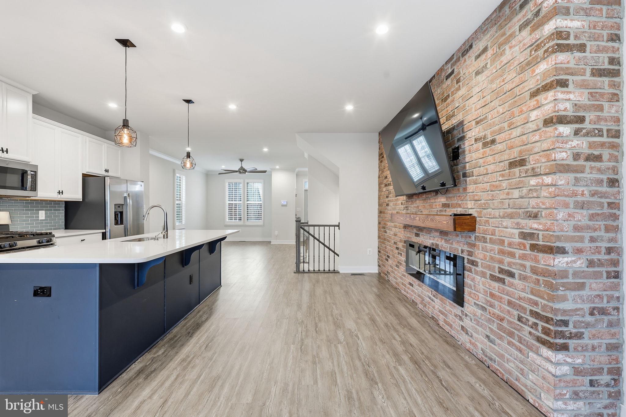 18091 RED CEDAR ROAD