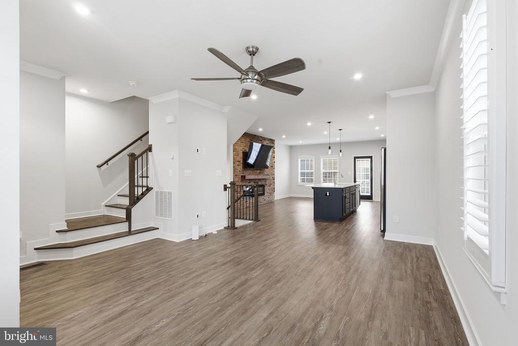 18091 RED CEDAR ROAD