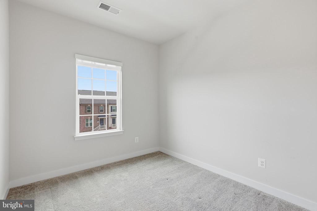 18091 RED CEDAR ROAD