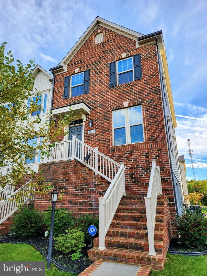 18091 RED CEDAR ROAD