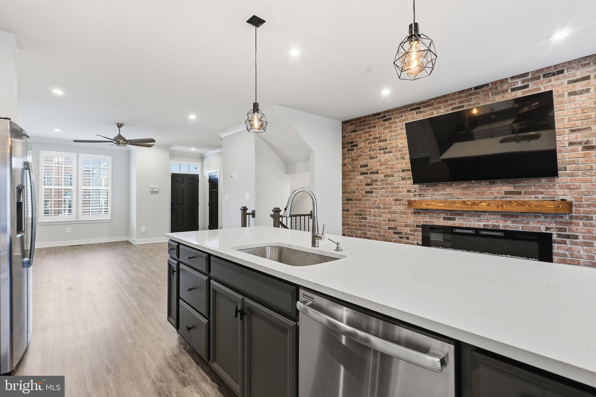 18091 RED CEDAR ROAD