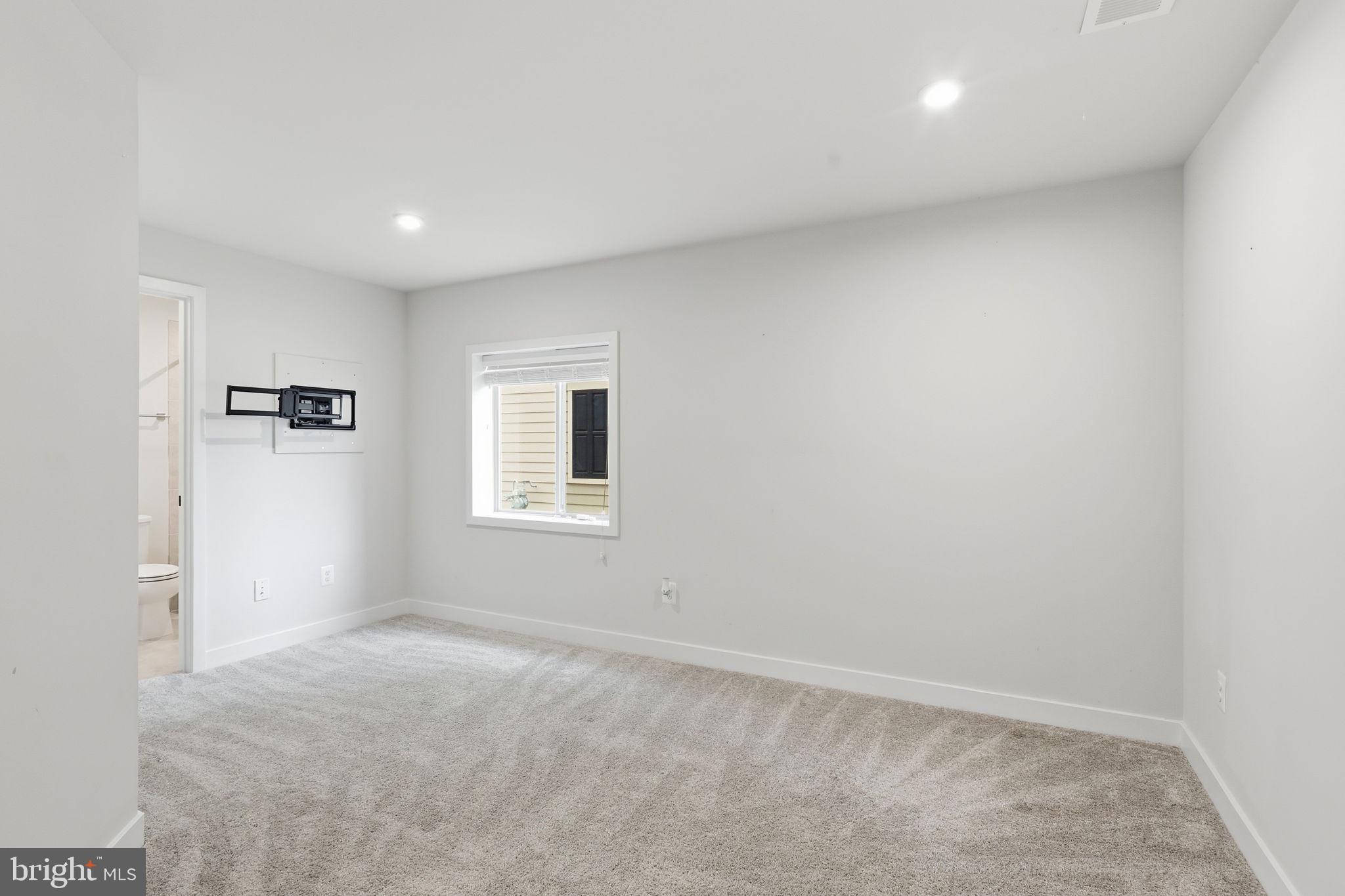 18091 RED CEDAR ROAD