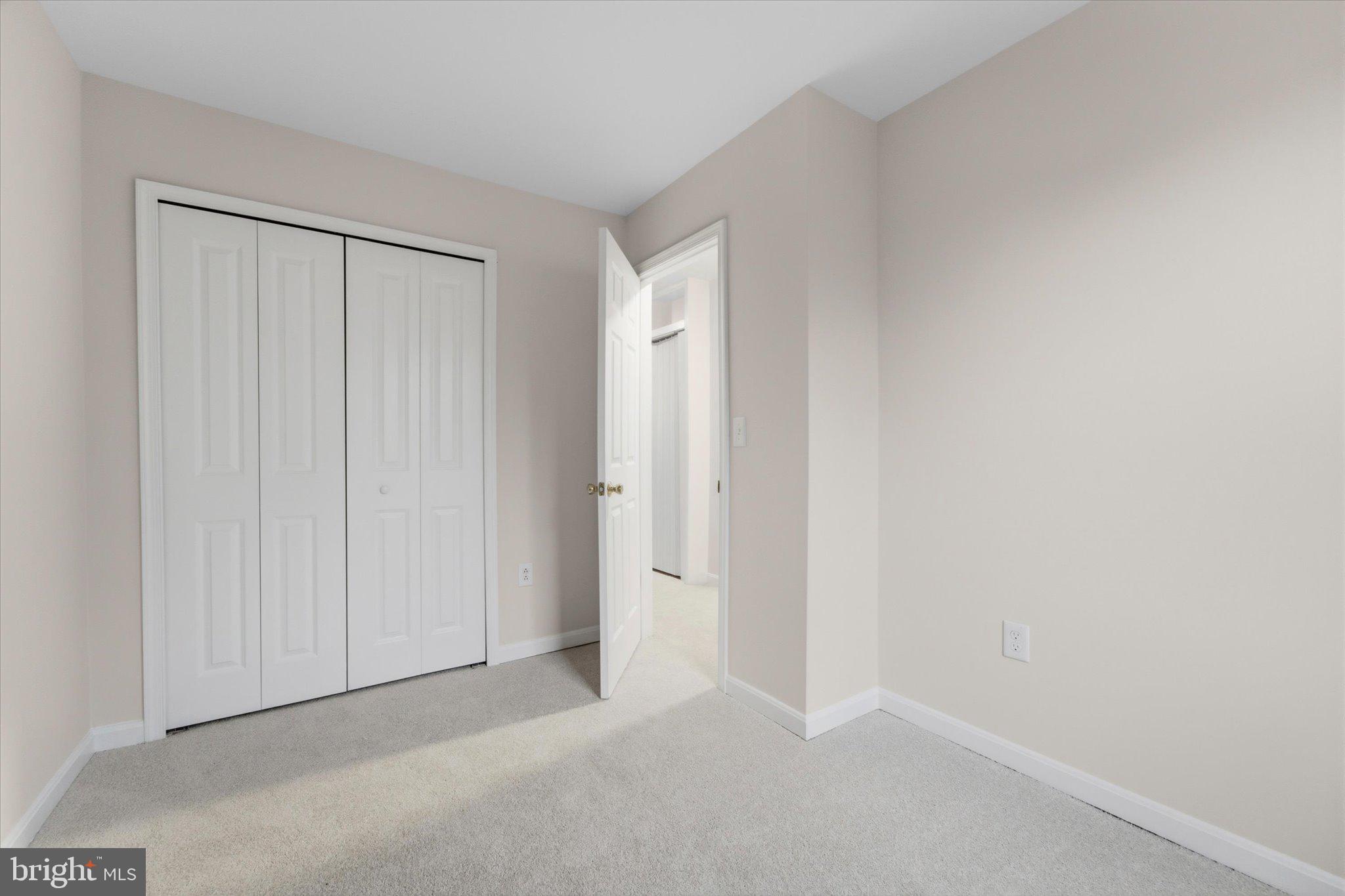 7776 GATESHEAD LANE