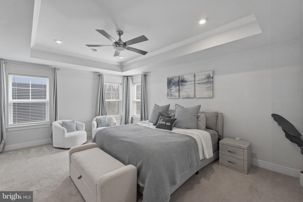 1555 MEADOWLARK GLEN ROAD