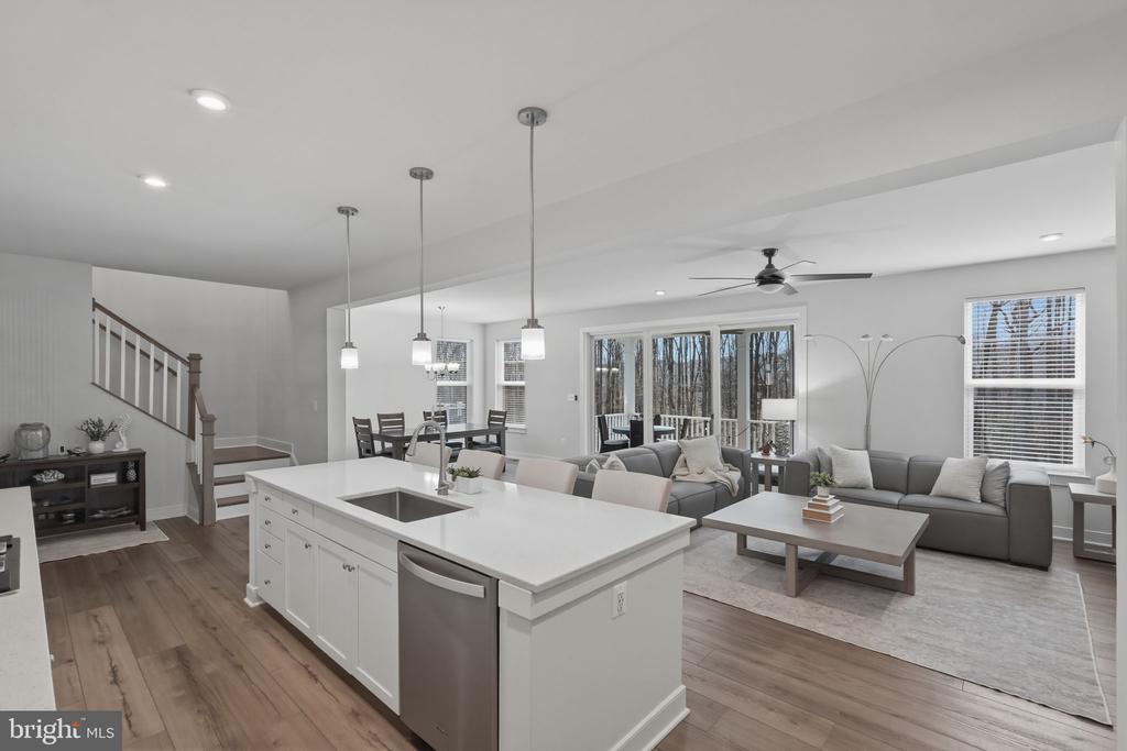 1555 MEADOWLARK GLEN ROAD