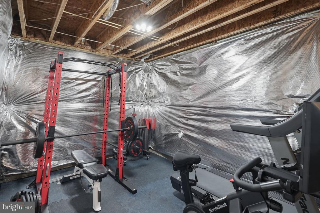 1555 MEADOWLARK GLEN ROAD