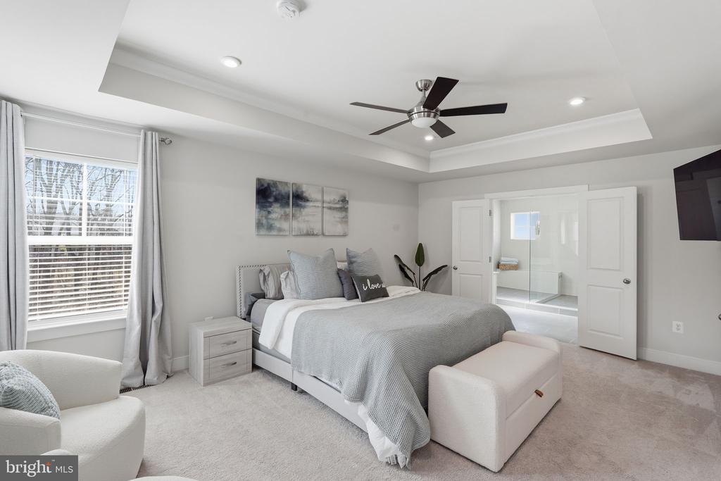 1555 MEADOWLARK GLEN ROAD
