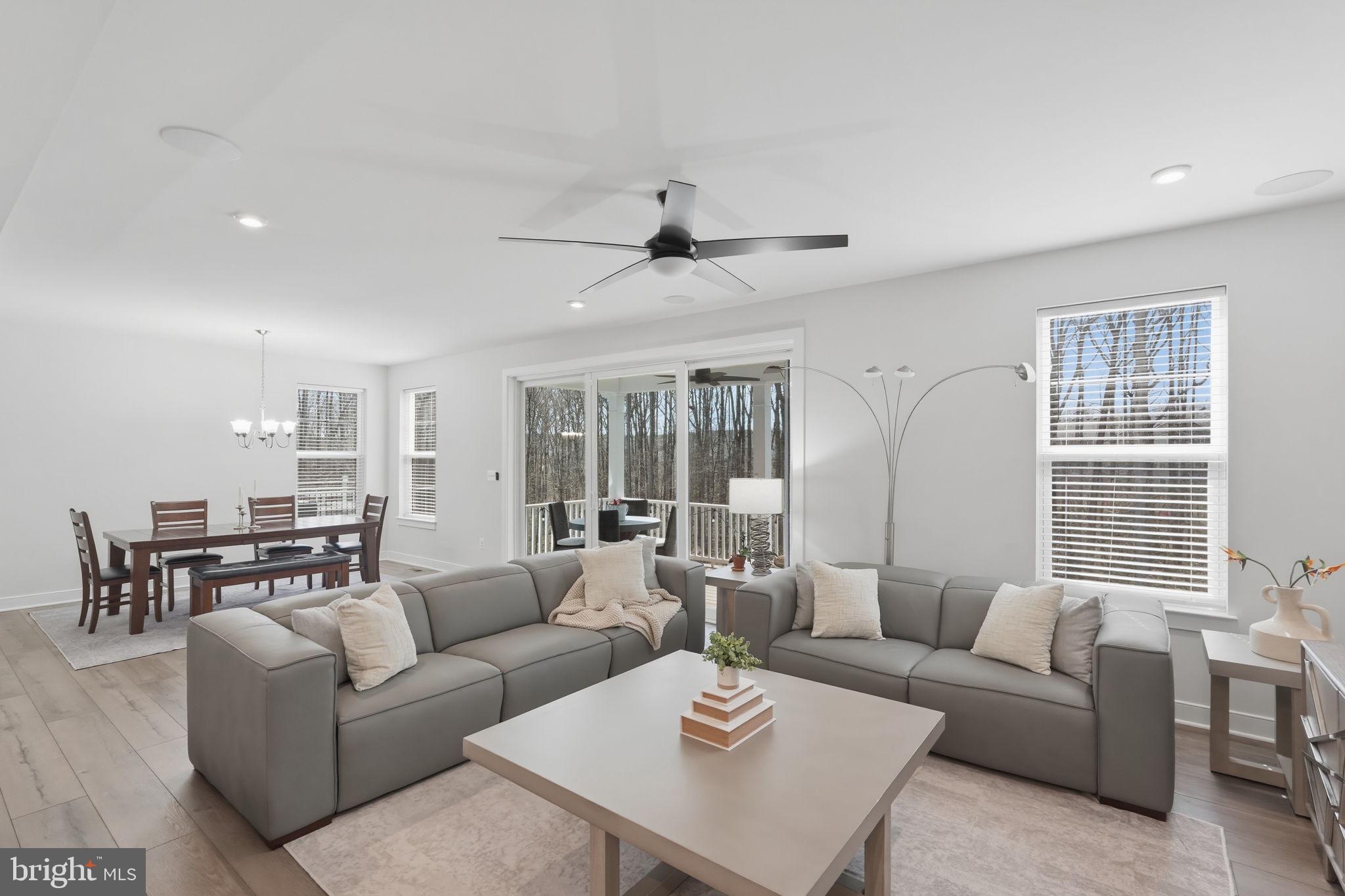 1555 MEADOWLARK GLEN ROAD