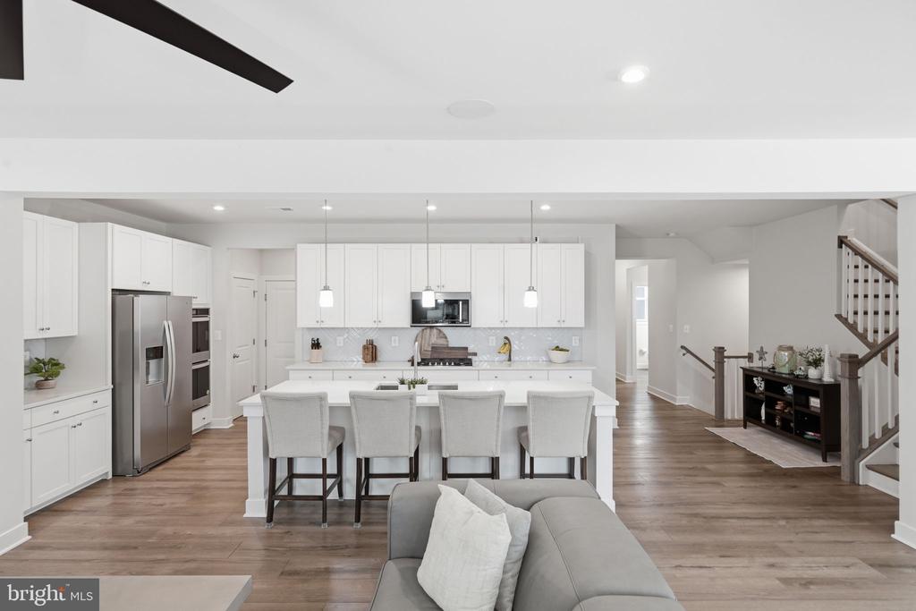 1555 MEADOWLARK GLEN ROAD