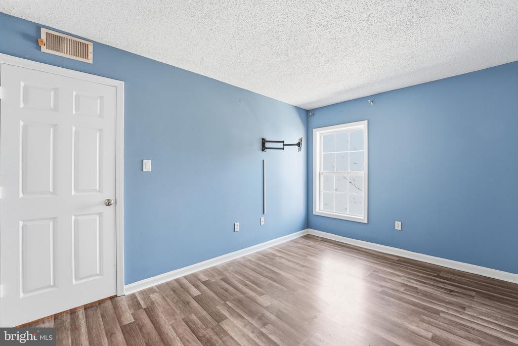15536 HORSESHOE LANE 536