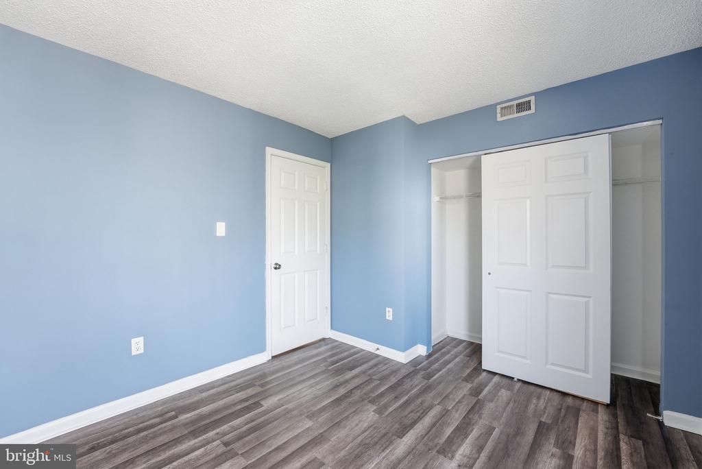 15536 HORSESHOE LANE 536