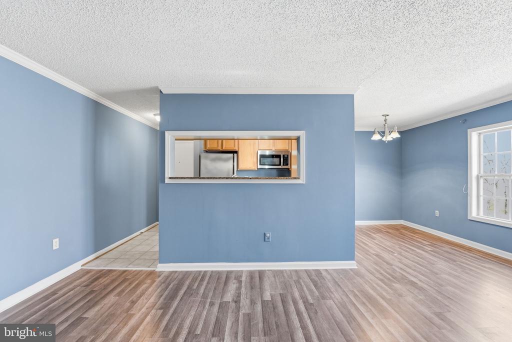 15536 HORSESHOE LANE 536