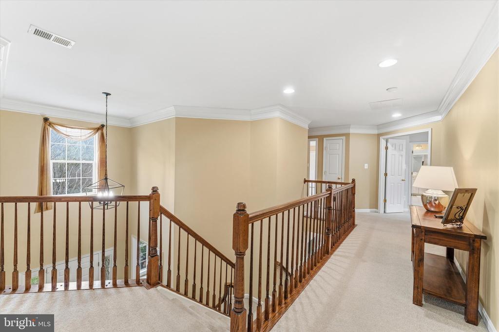 9325 RUSTIC BREEZE COURT