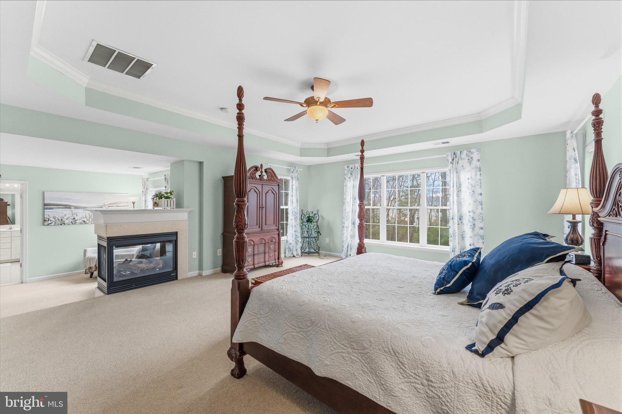 9325 RUSTIC BREEZE COURT