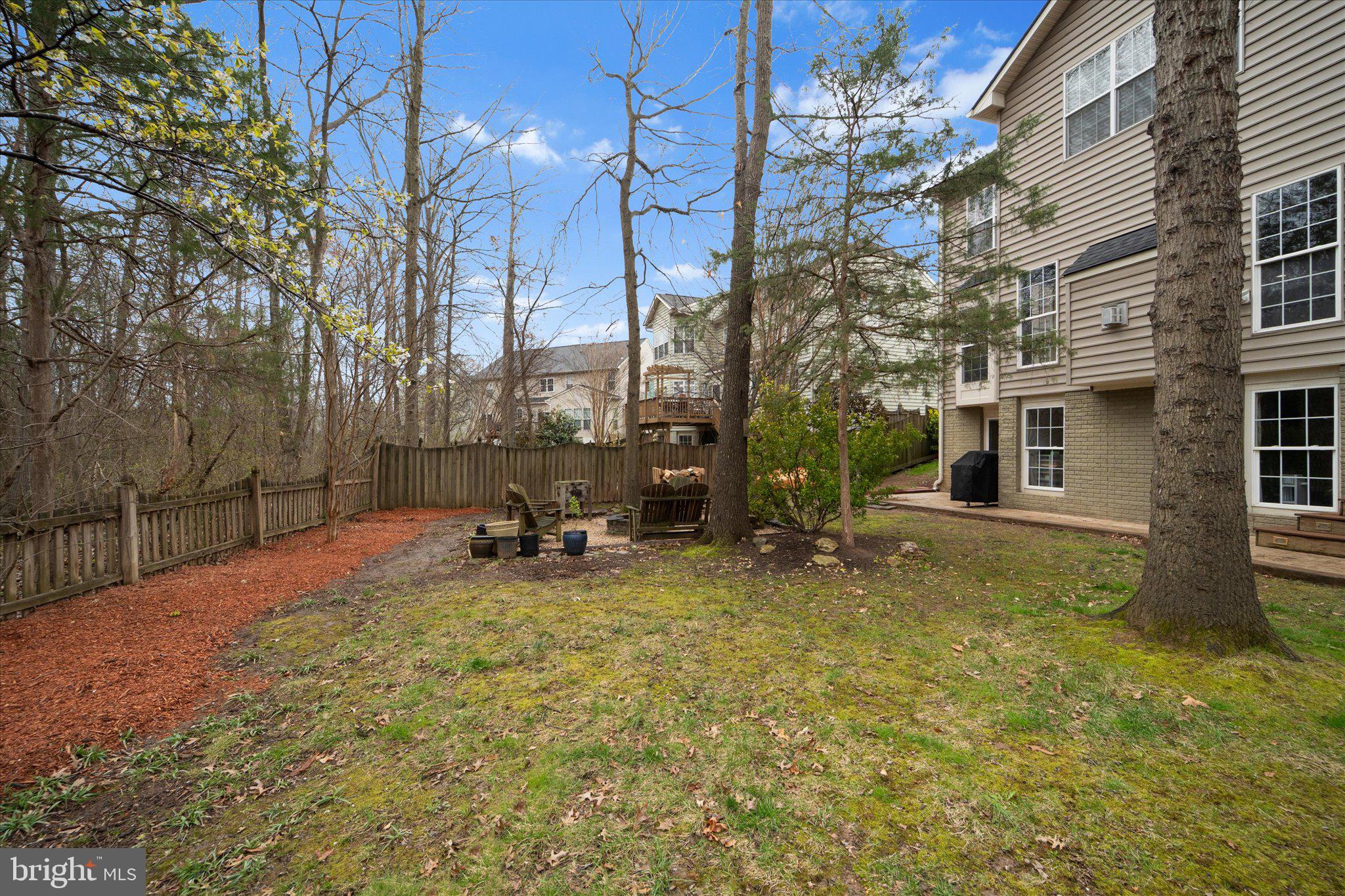 9325 RUSTIC BREEZE COURT