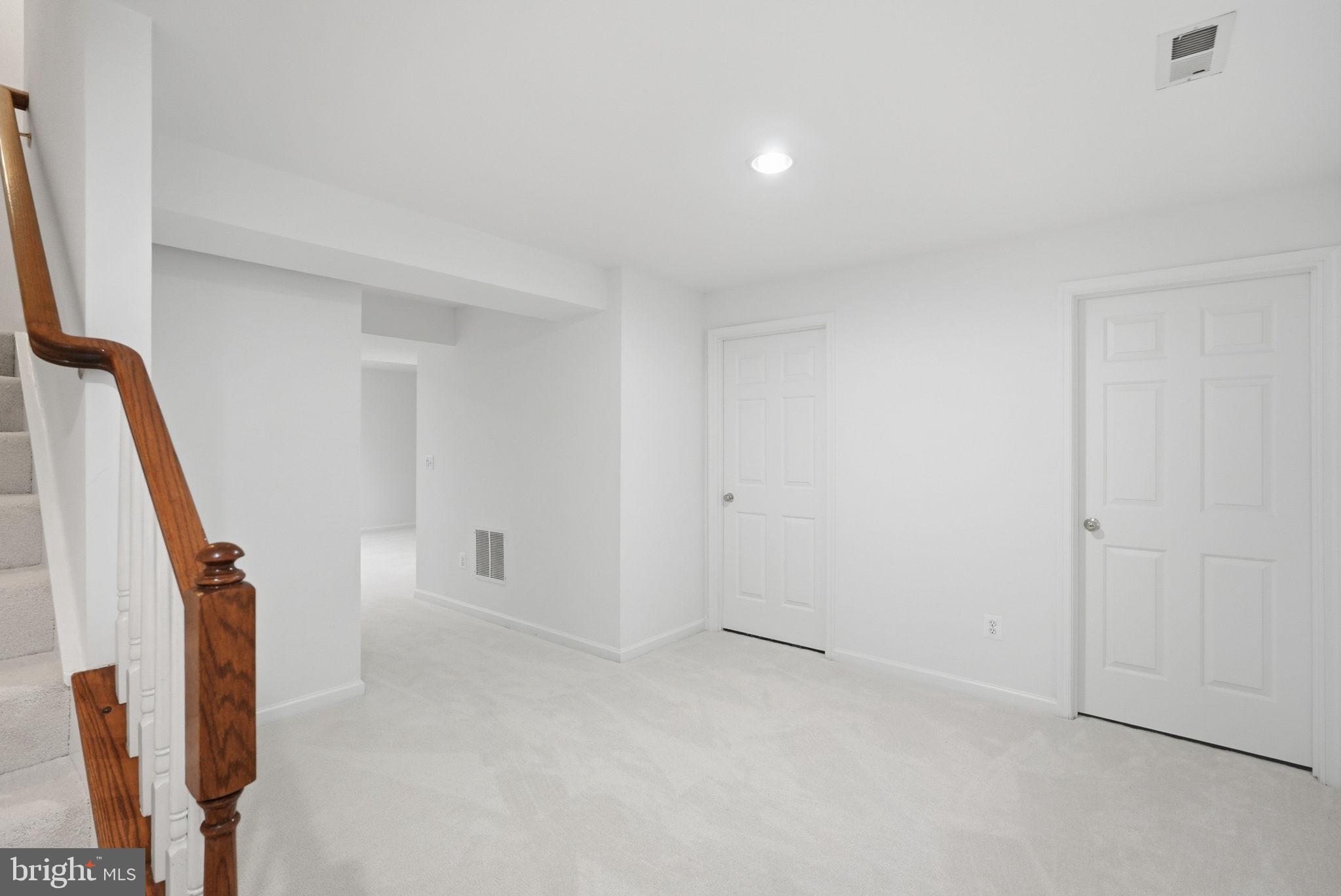 15405 MILTON HALL PLACE