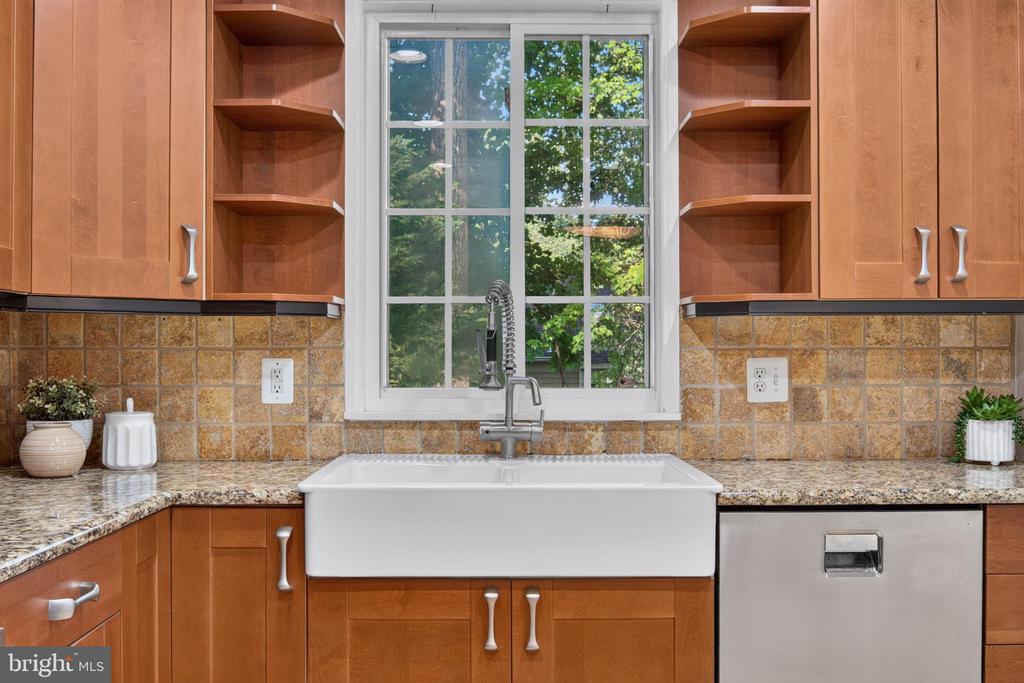 3517 SOFFIT PLACE