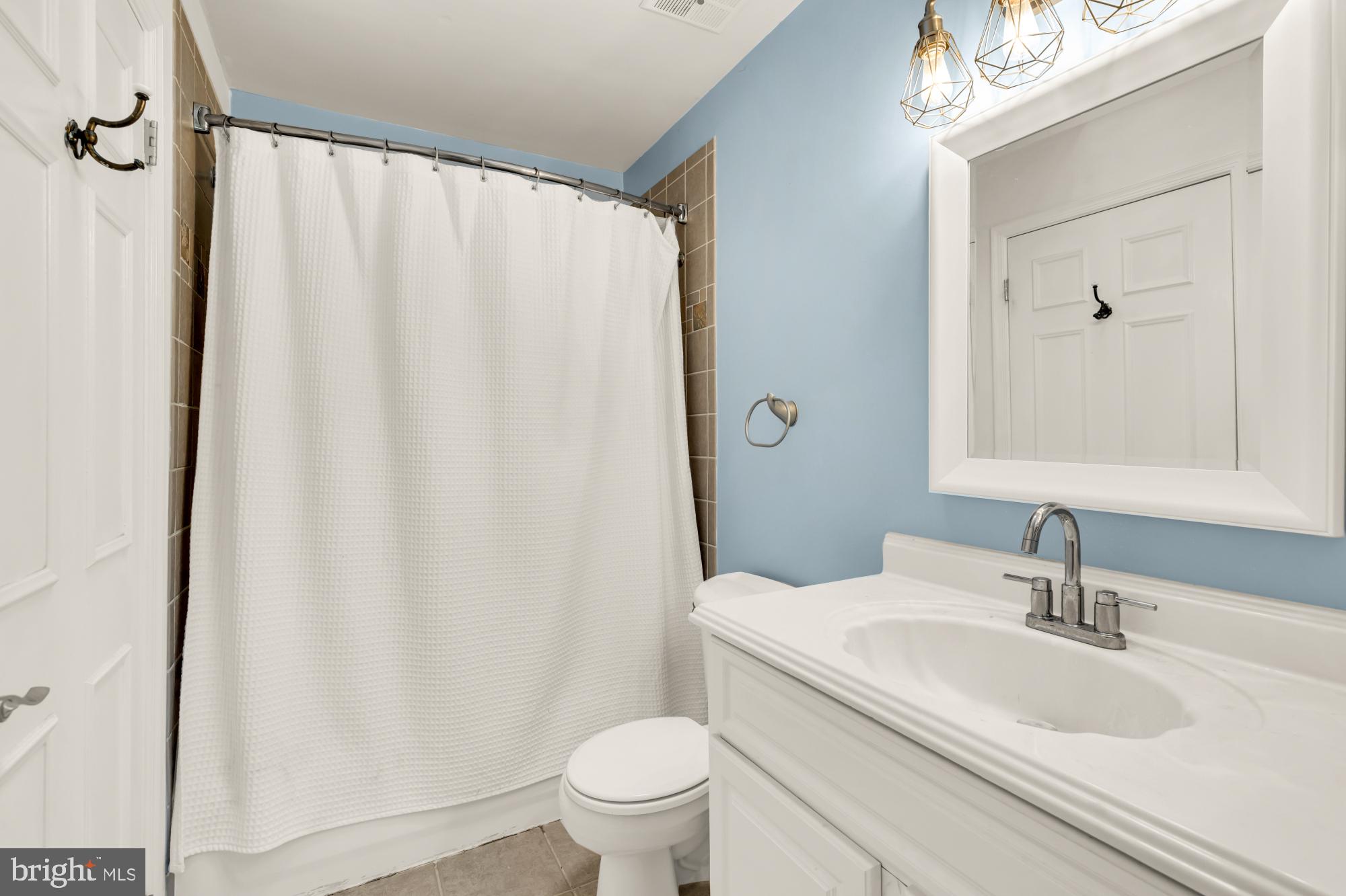 3517 SOFFIT PLACE