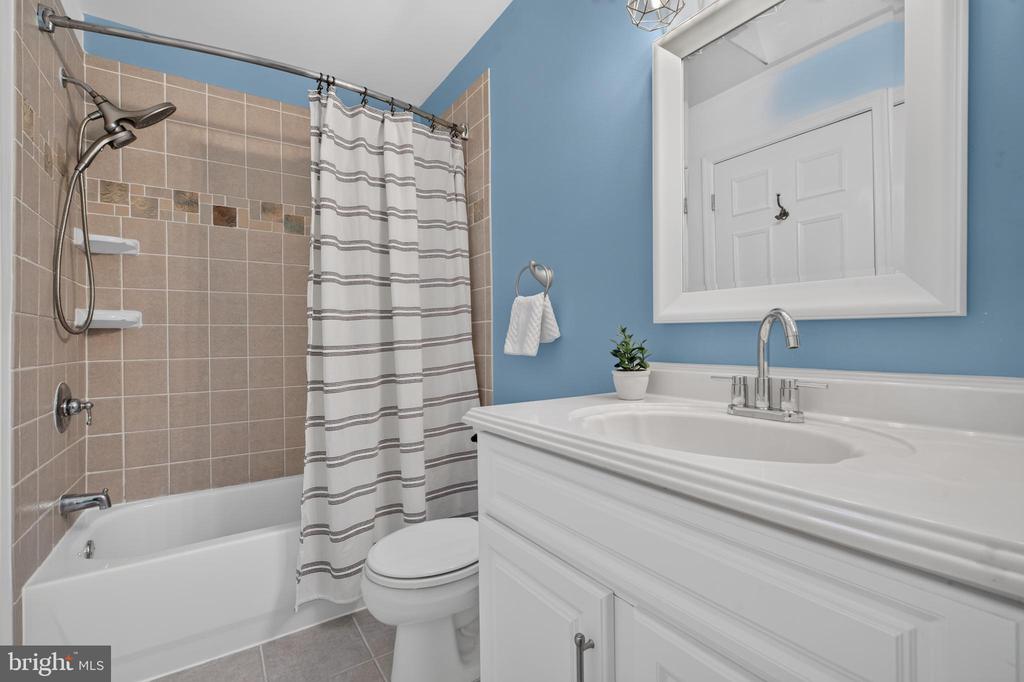 3517 SOFFIT PLACE