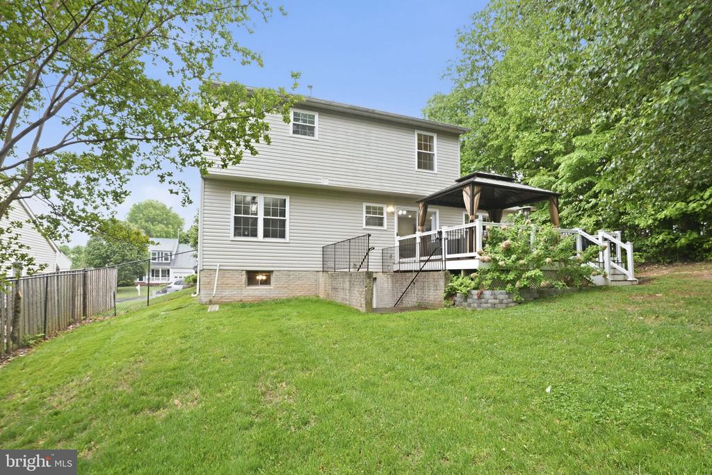5710 RIDGEDALE DRIVE
