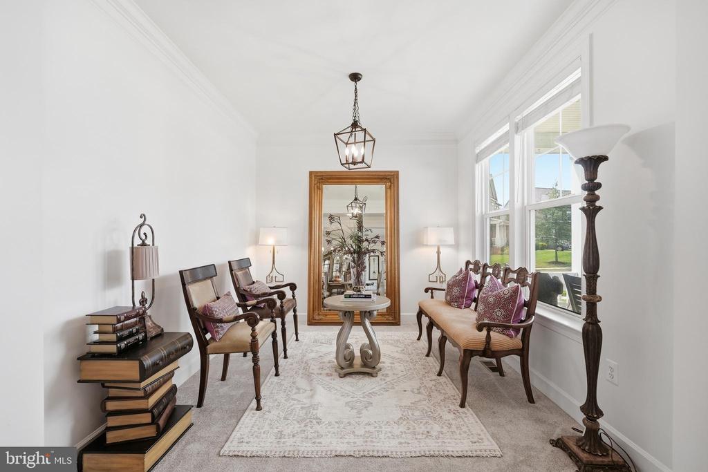 8800 OLD DOMINION HUNT CIRCLE