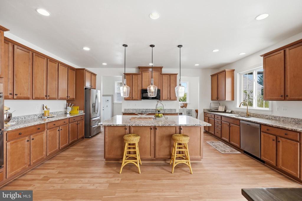 8800 OLD DOMINION HUNT CIRCLE