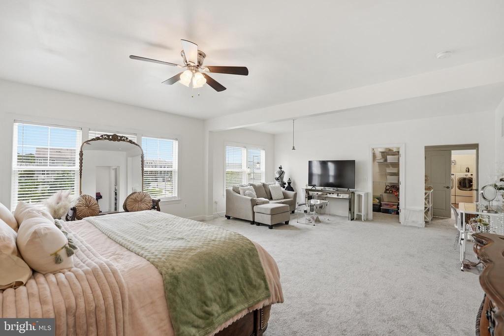 8800 OLD DOMINION HUNT CIRCLE