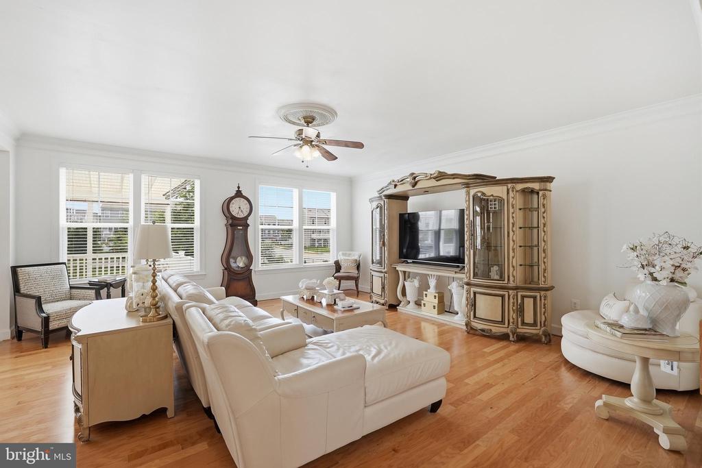 8800 OLD DOMINION HUNT CIRCLE