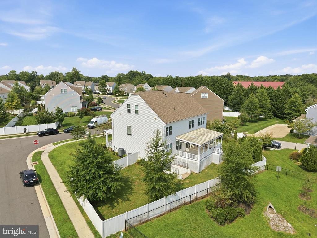 8800 OLD DOMINION HUNT CIRCLE