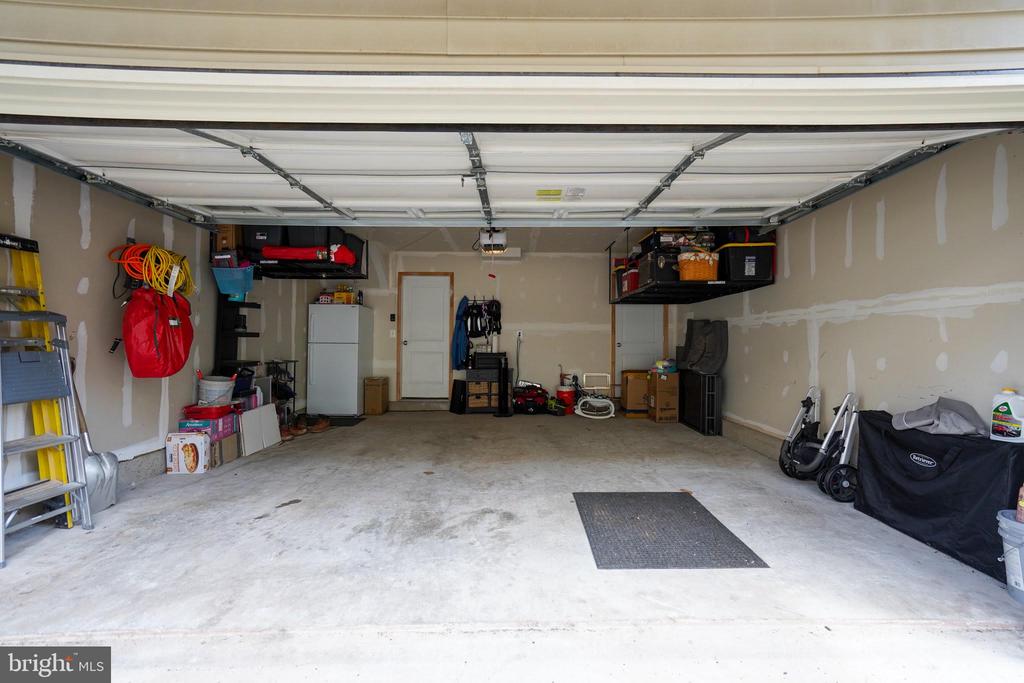 8944 DAHLGREN RIDGE ROAD