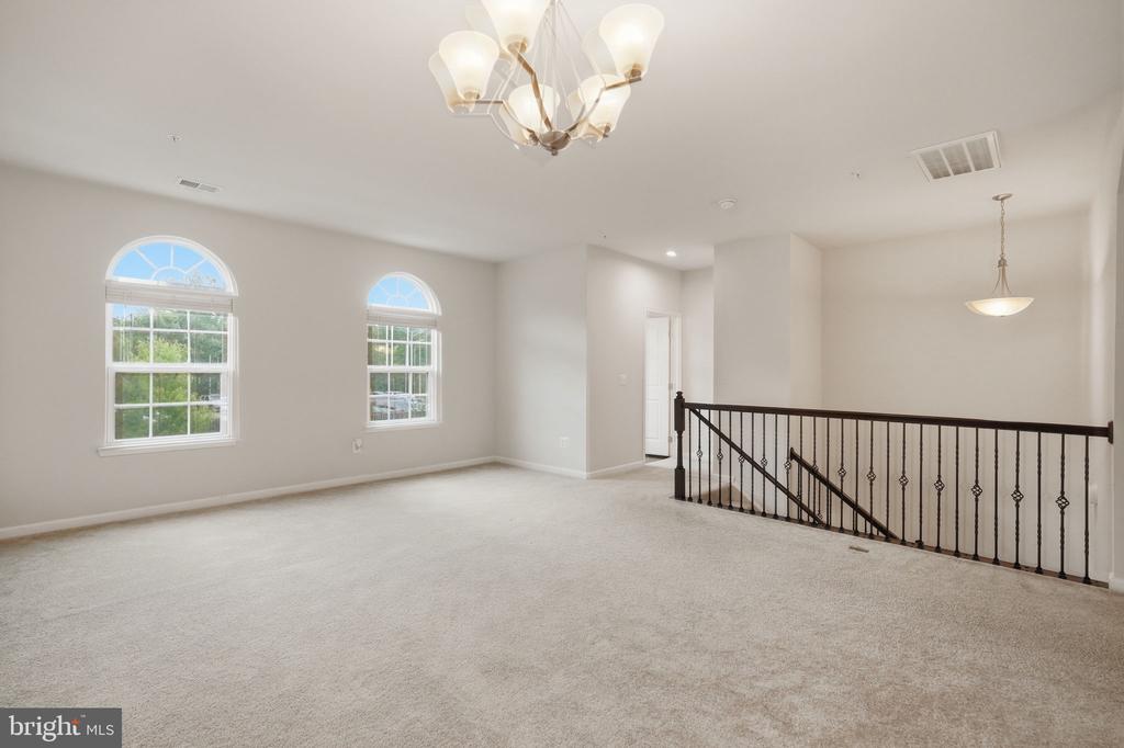 3634 BRIARWOOD DRIVE