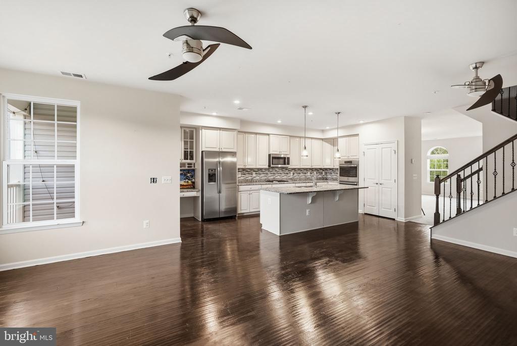 3634 BRIARWOOD DRIVE
