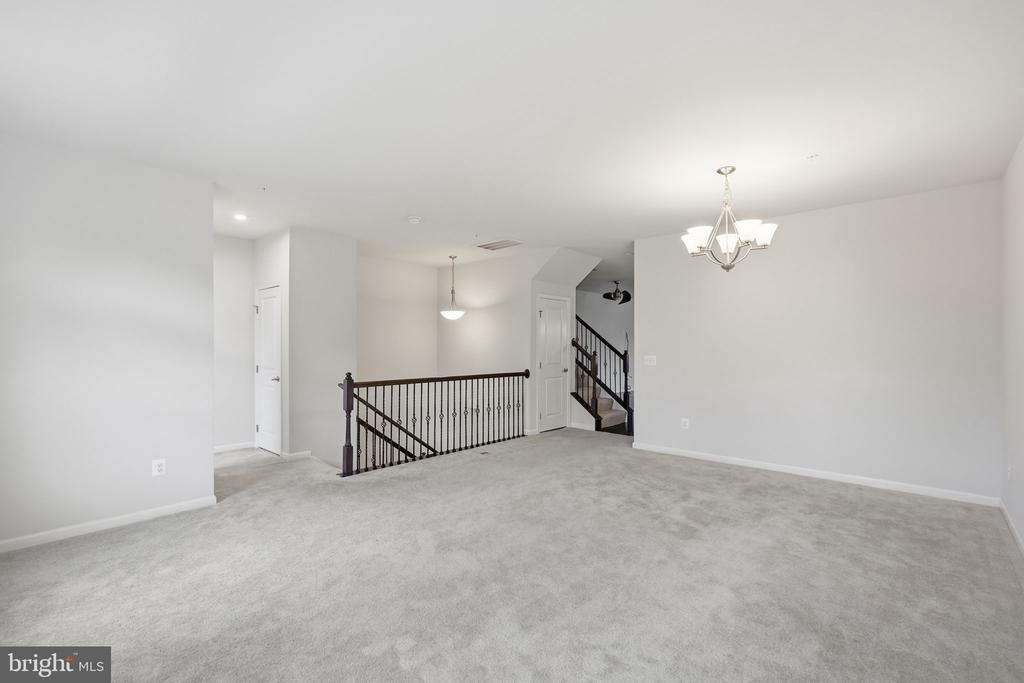 3634 BRIARWOOD DRIVE