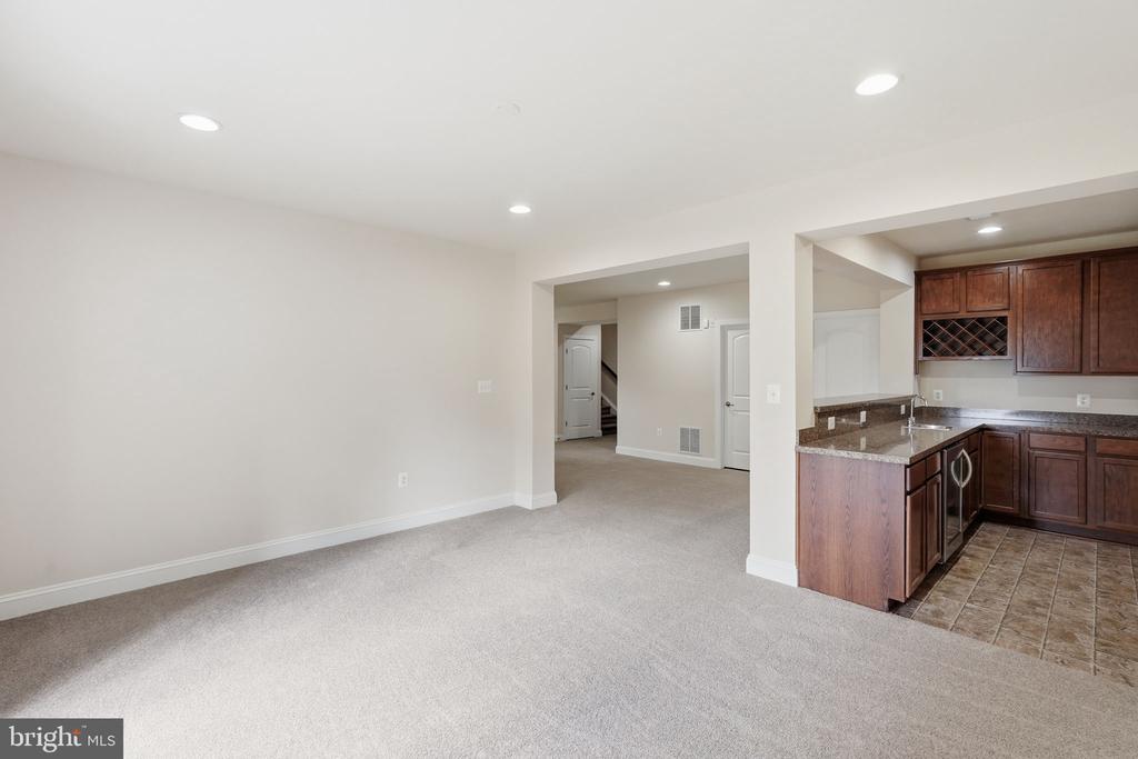 16257 JETTY LOOP