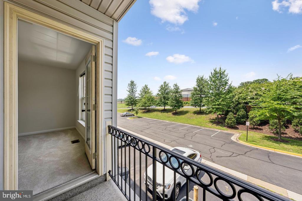 15503 JOHN DISKIN CIRCLE Unit: 32